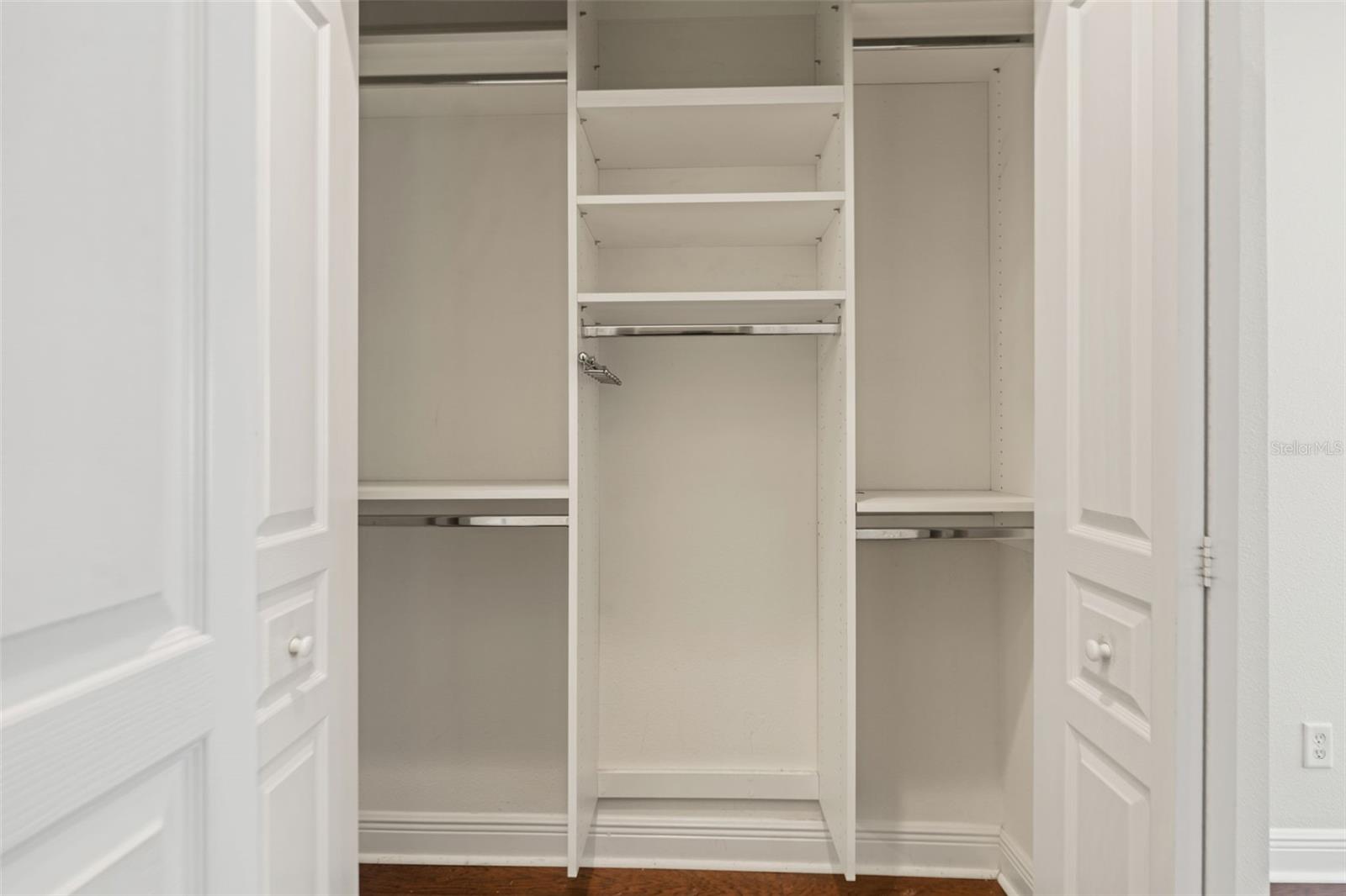 Image 41 of 96 For 19571 Lily Pond Court