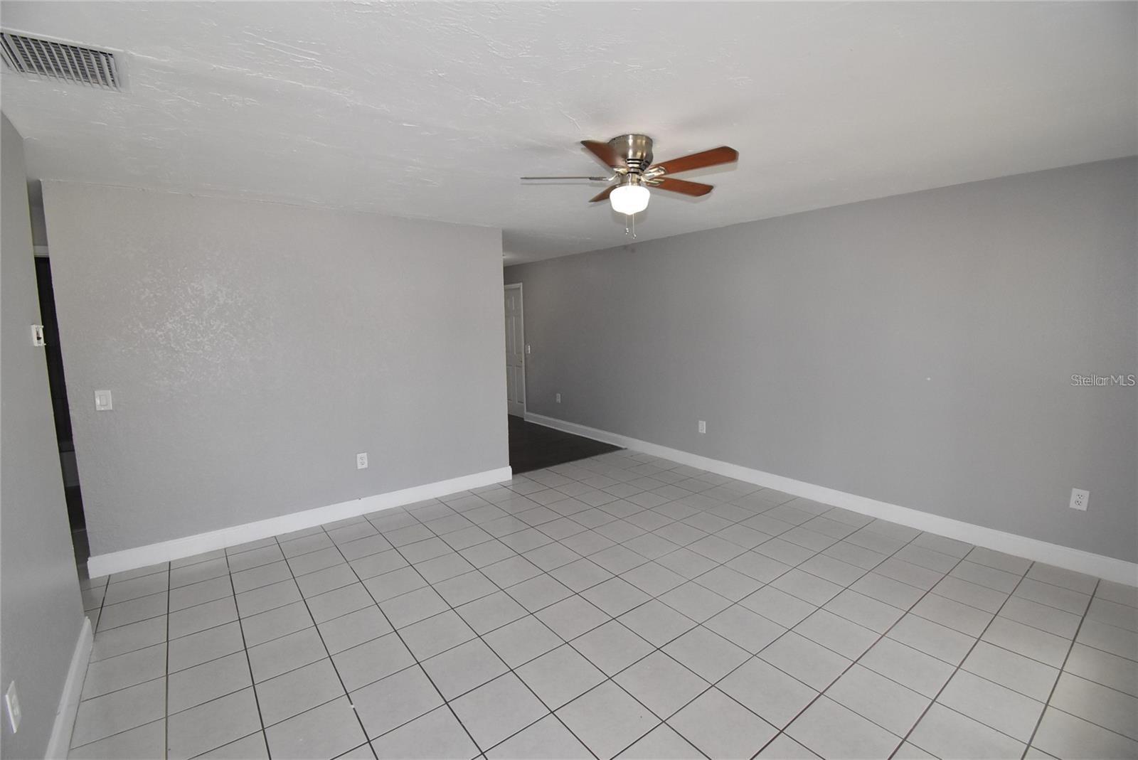 Image 3 of 23 For 3116 Ludlow Dr