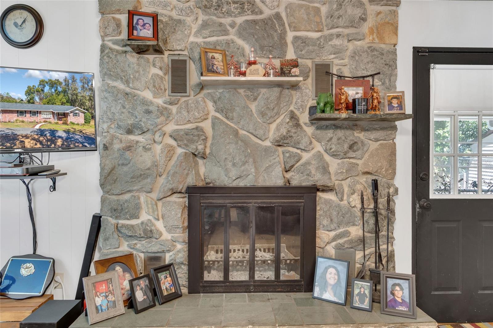 Image 63 of 93 For 23041 Dewitt Drive