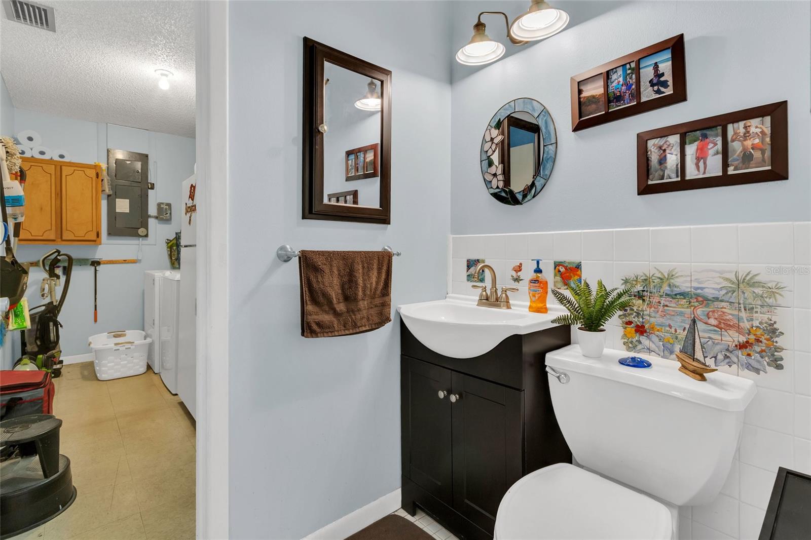 Image 79 of 93 For 23041 Dewitt Drive