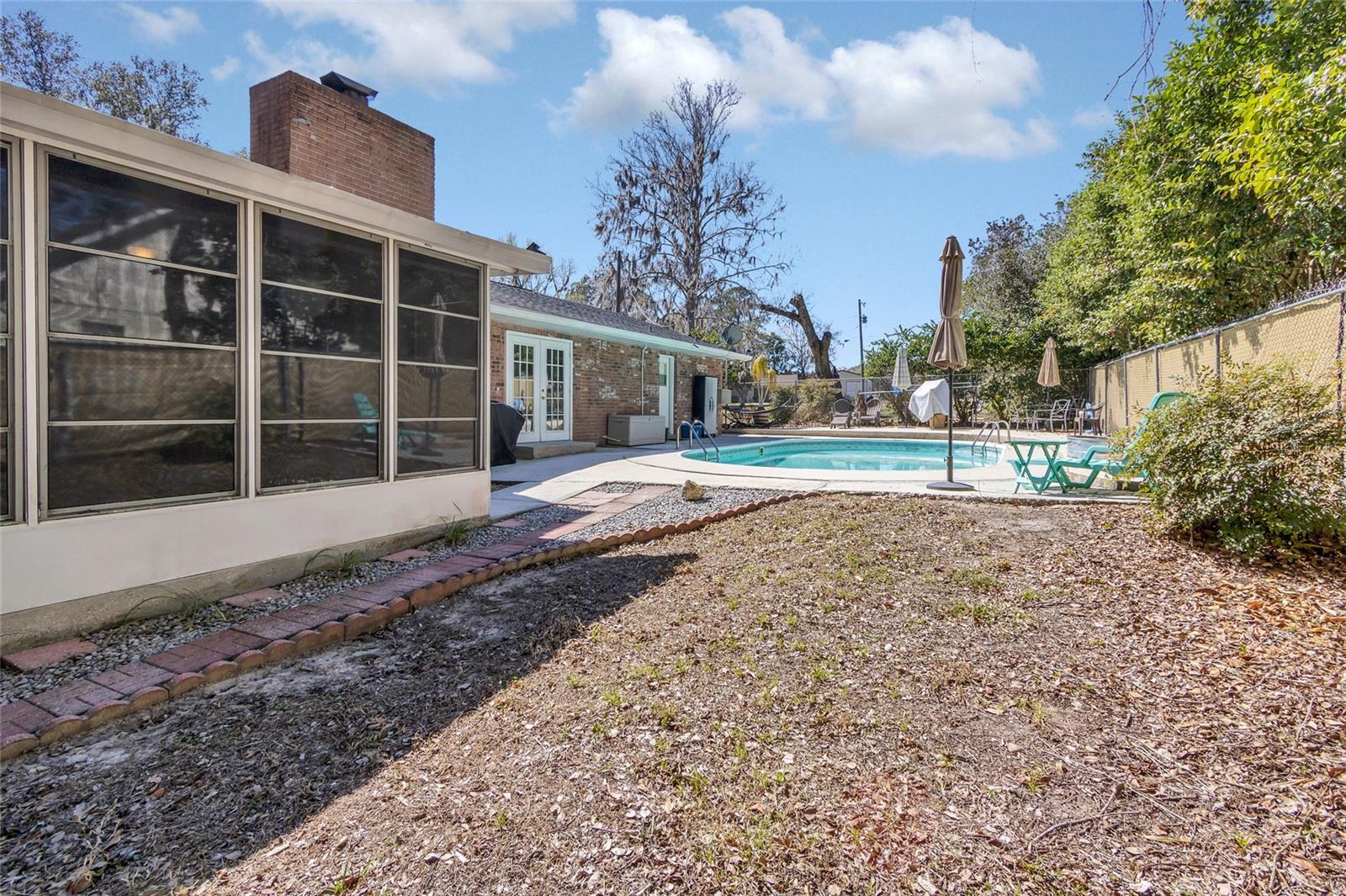 Image 89 of 93 For 23041 Dewitt Drive