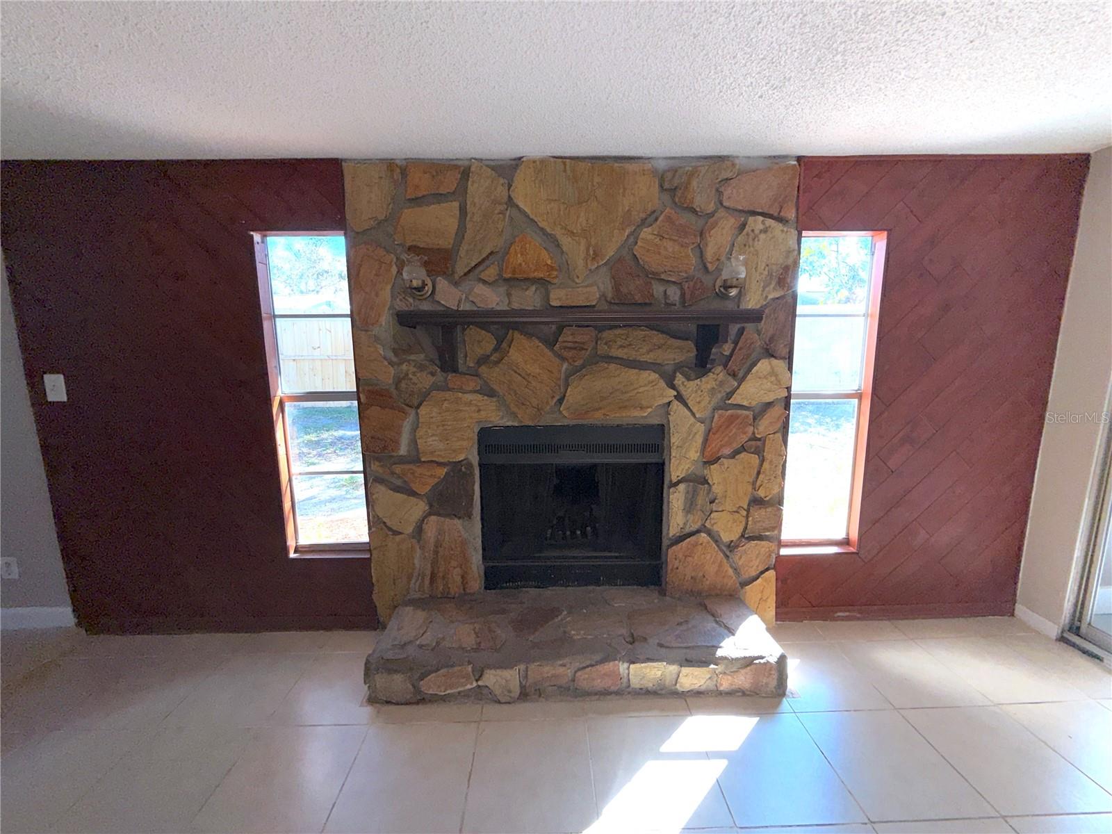 Image 28 of 35 For 9124 Cochise Lane