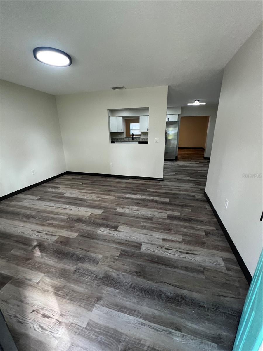 Image 10 of 32 For 935 5th Terrace