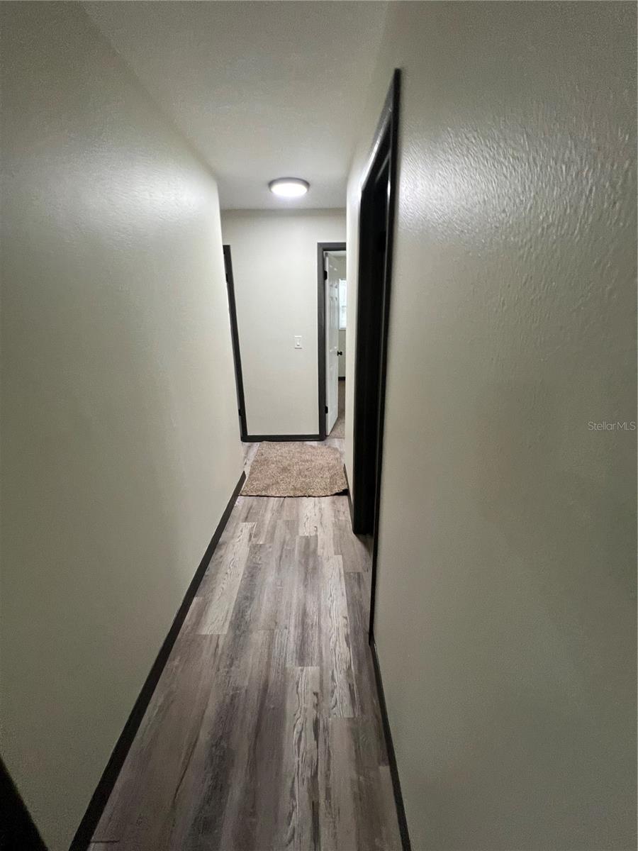 Image 17 of 32 For 935 5th Terrace