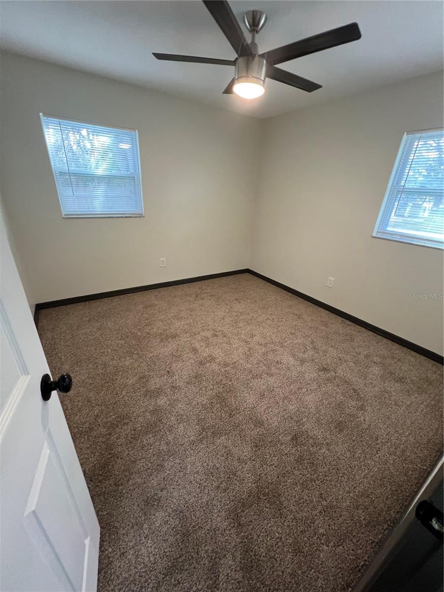 Image 19 of 32 For 935 5th Terrace