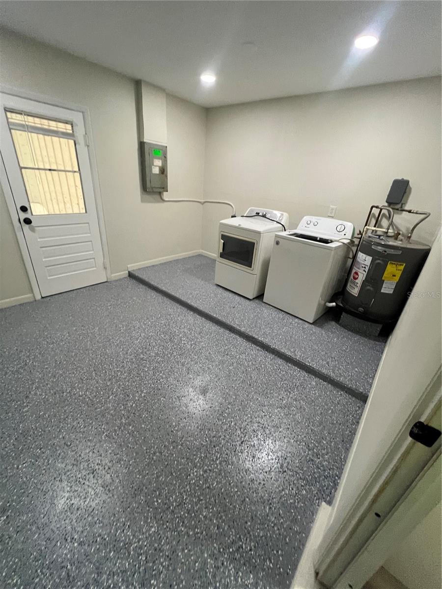 Image 28 of 32 For 935 5th Terrace