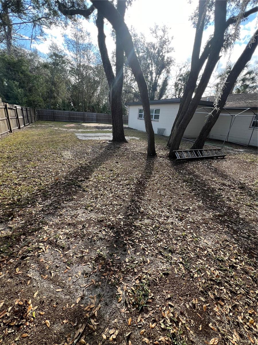 Image 4 of 32 For 935 5th Terrace