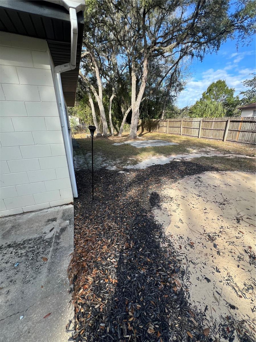 Image 6 of 32 For 935 5th Terrace