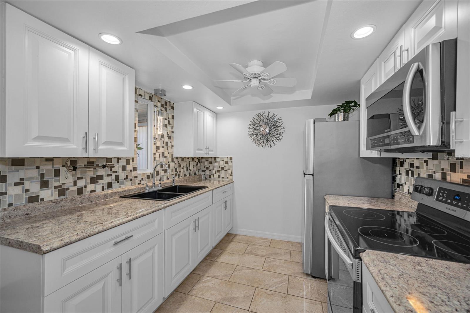 Image 13 of 54 For 7233 Seashore Drive