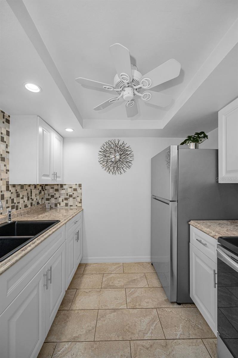 Image 14 of 54 For 7233 Seashore Drive