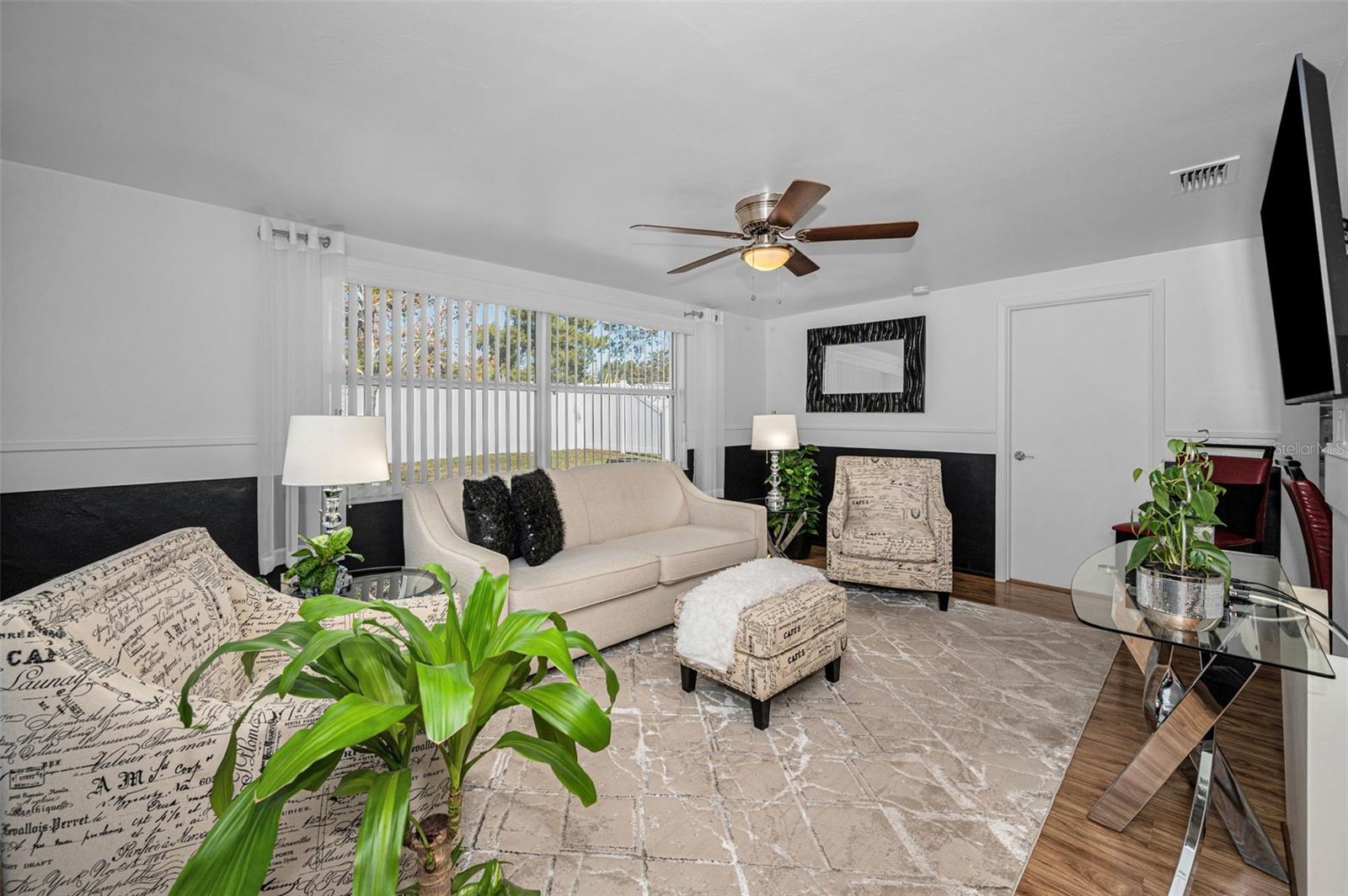 Image 19 of 54 For 7233 Seashore Drive