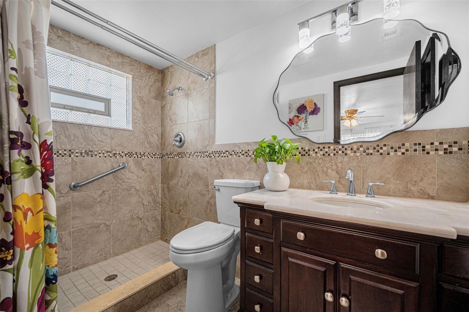 Image 26 of 54 For 7233 Seashore Drive