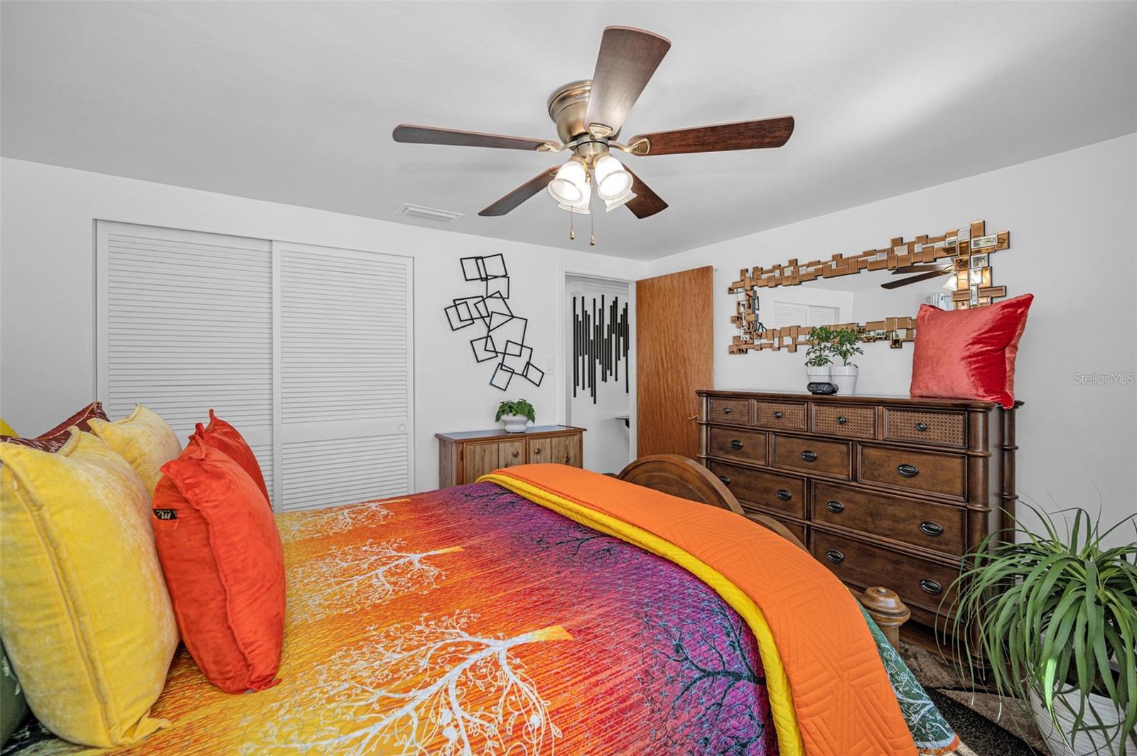 Image 31 of 54 For 7233 Seashore Drive