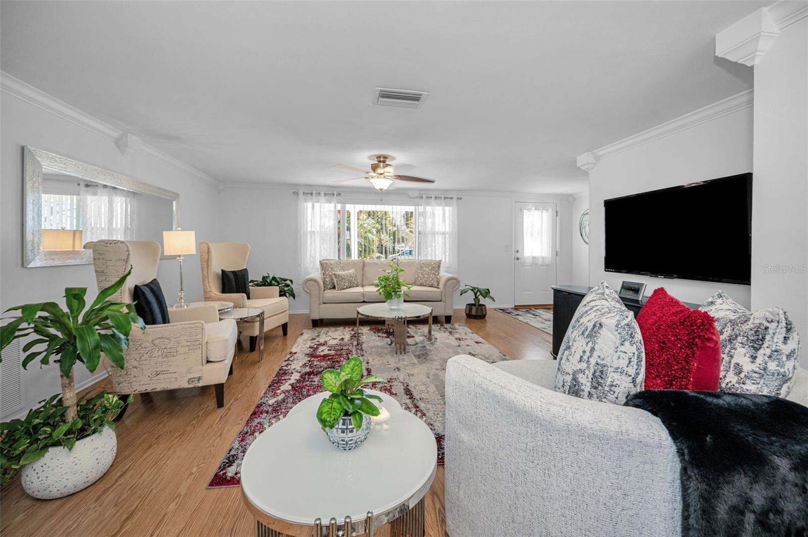 Image 7 of 54 For 7233 Seashore Drive