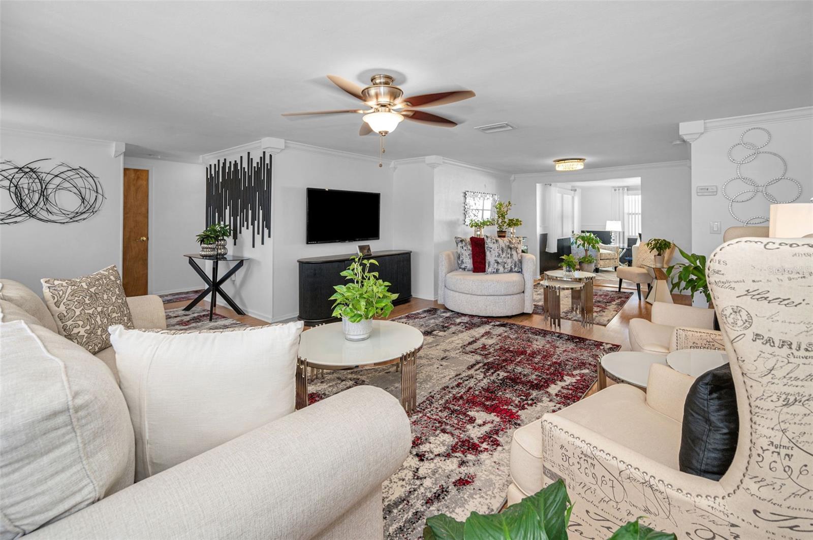 Image 8 of 54 For 7233 Seashore Drive