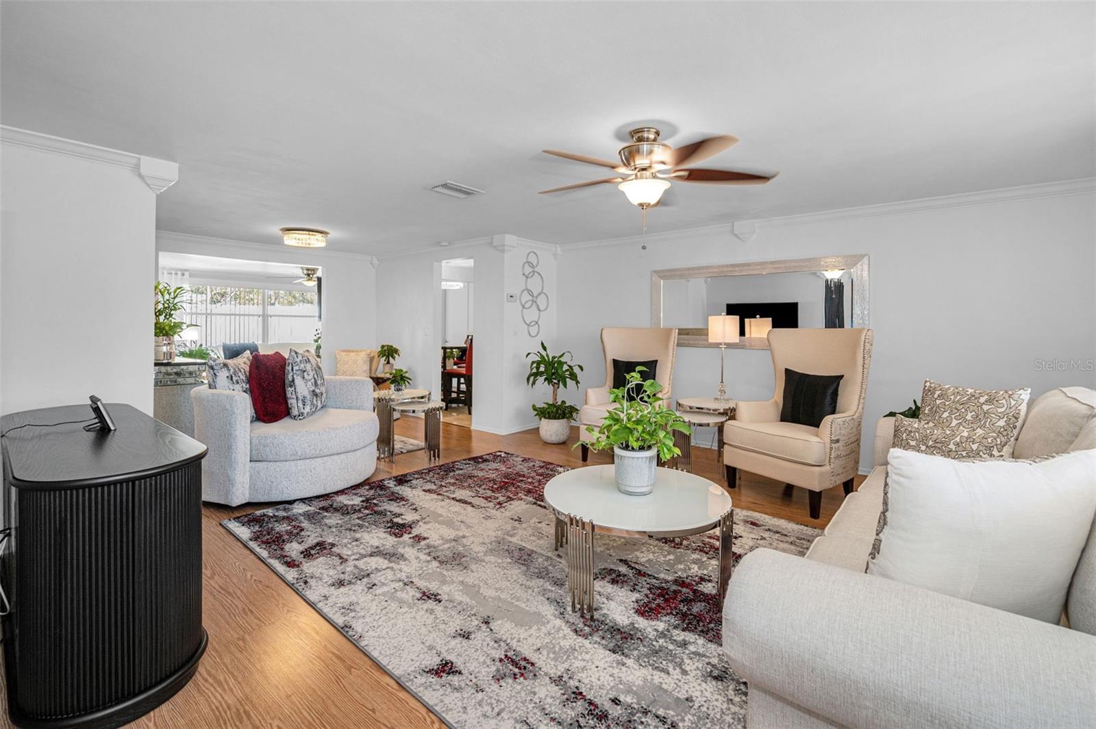 Image 9 of 54 For 7233 Seashore Drive