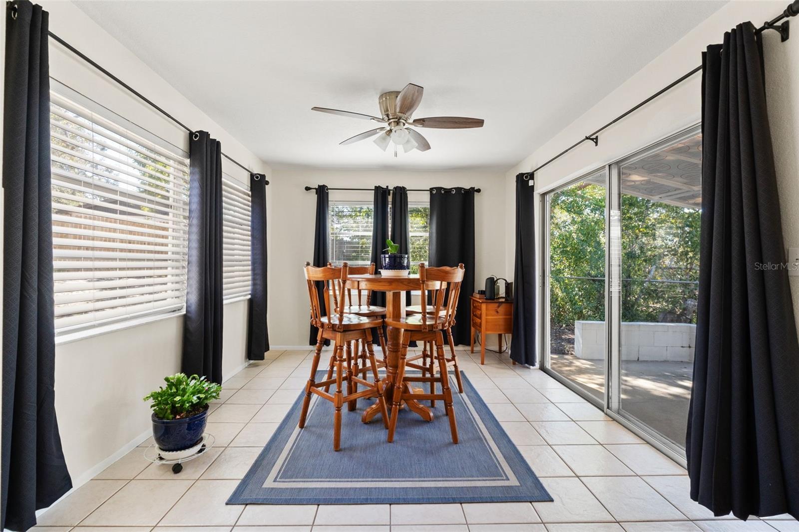 Image 15 of 36 For 4438 Sail Drive