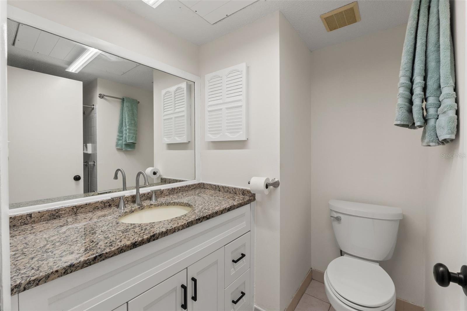 Image 23 of 36 For 4438 Sail Drive