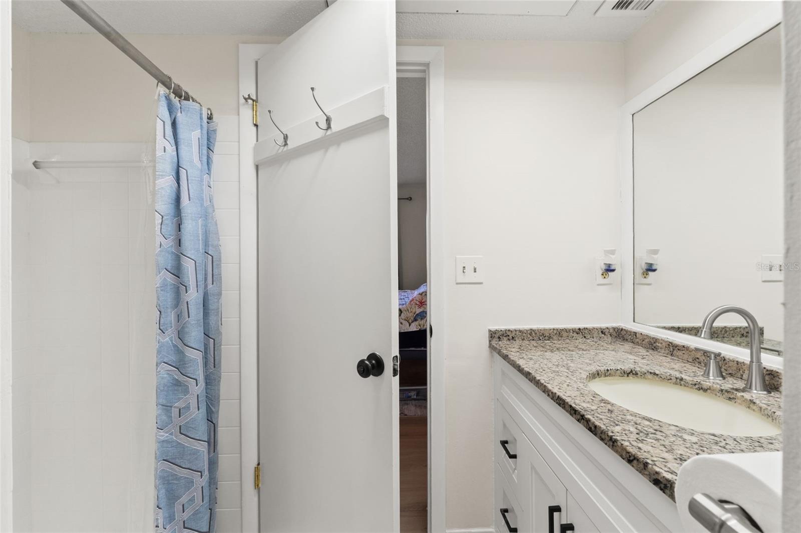 Image 24 of 36 For 4438 Sail Drive