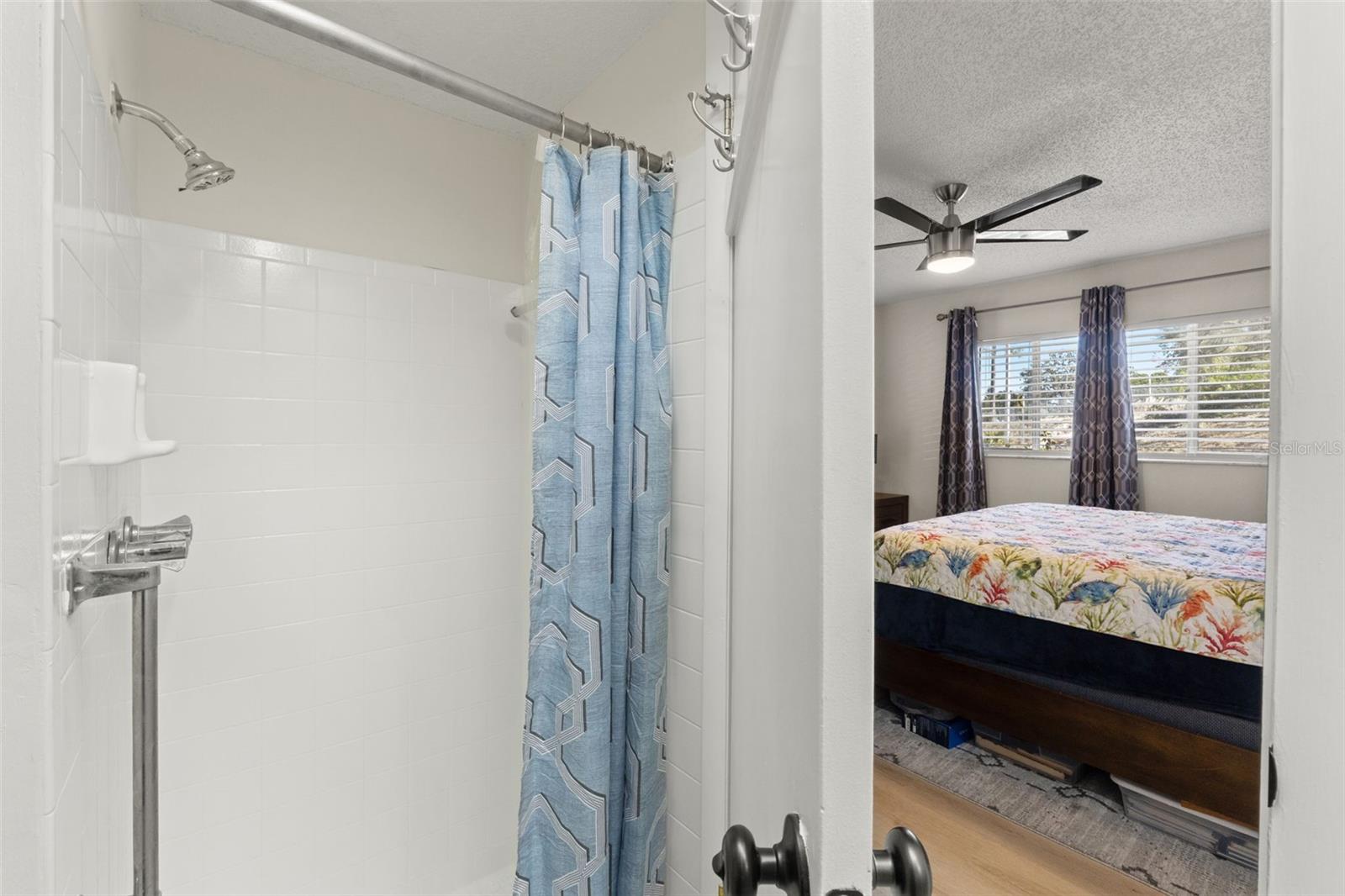 Image 25 of 36 For 4438 Sail Drive