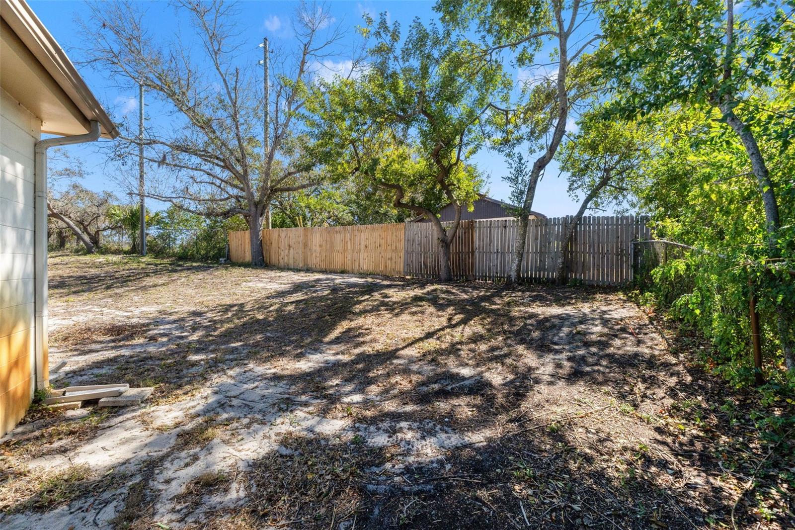 Image 32 of 36 For 4438 Sail Drive