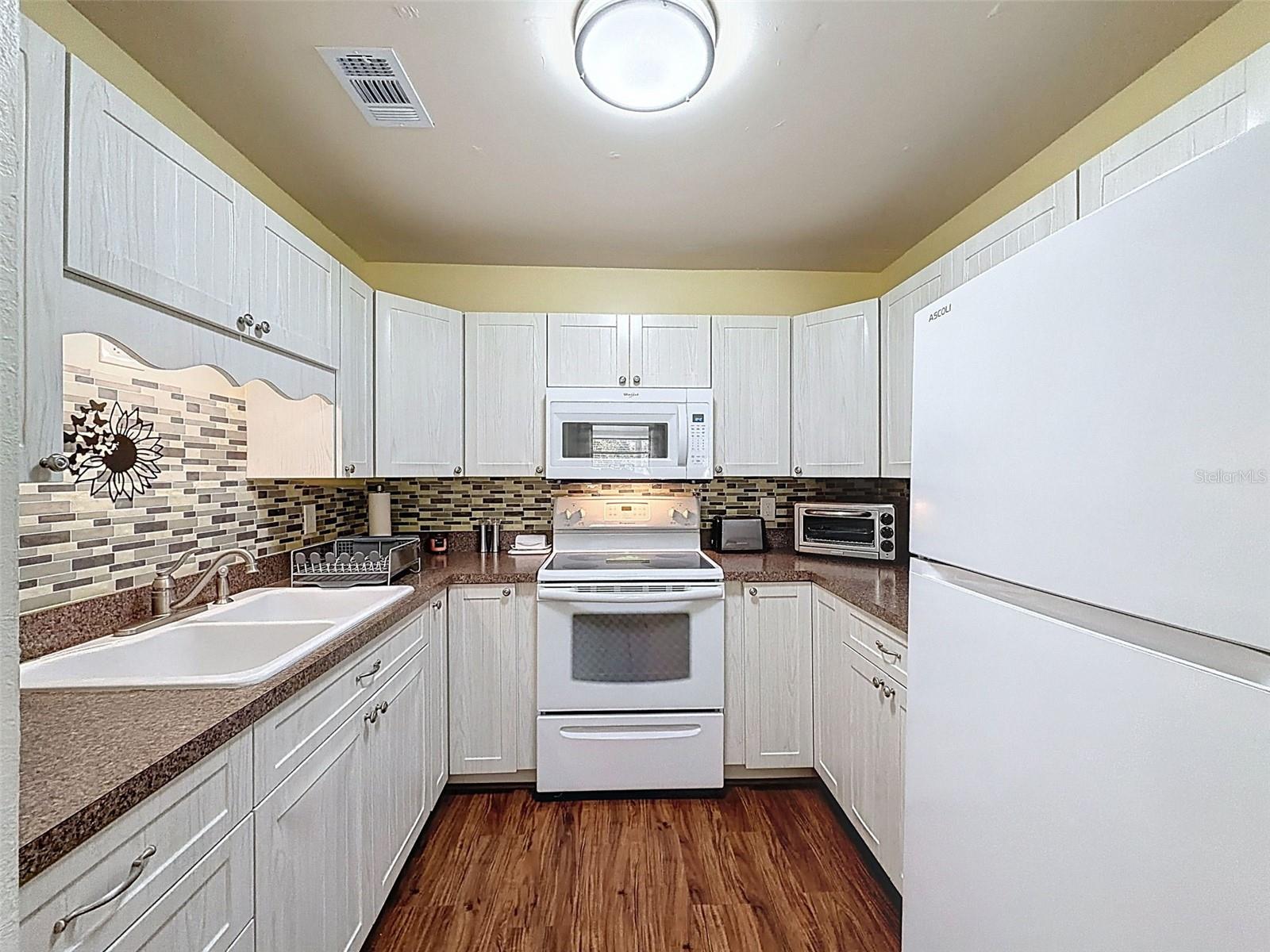 Image 15 of 44 For 11624 Boynton Lane 43gb