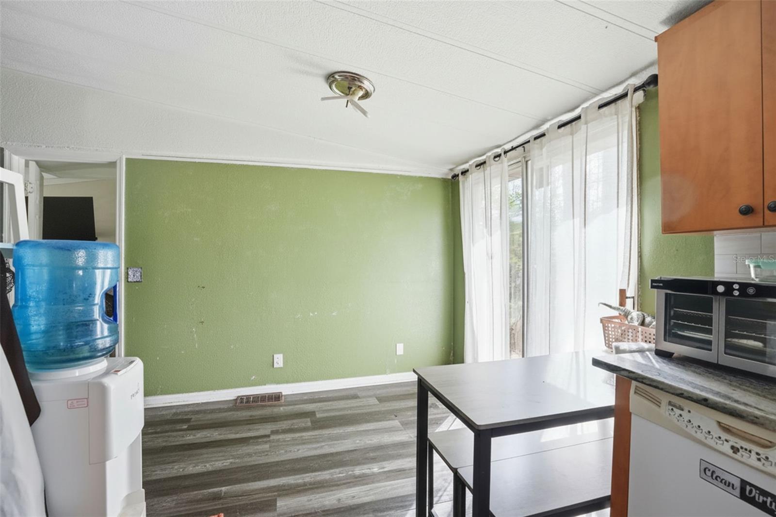 Image 9 of 38 For 8604 Cameo Drive