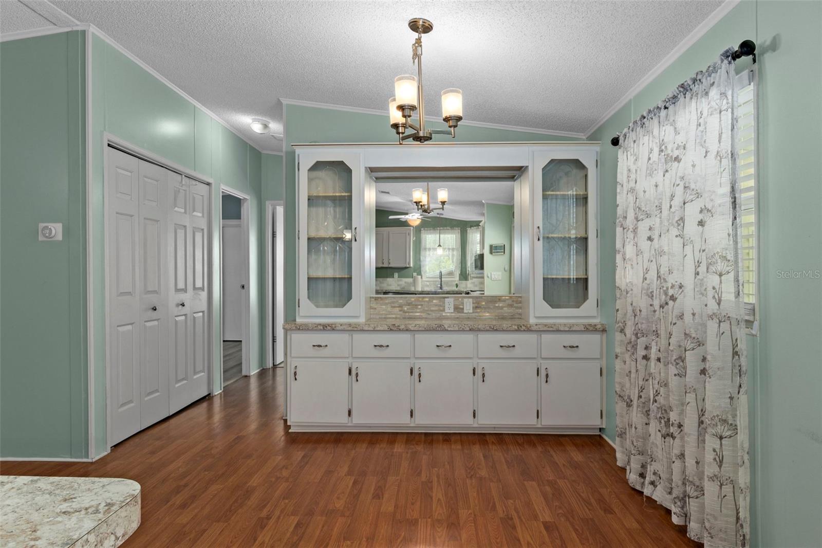 Image 13 of 44 For 2805 Kingswood Circle