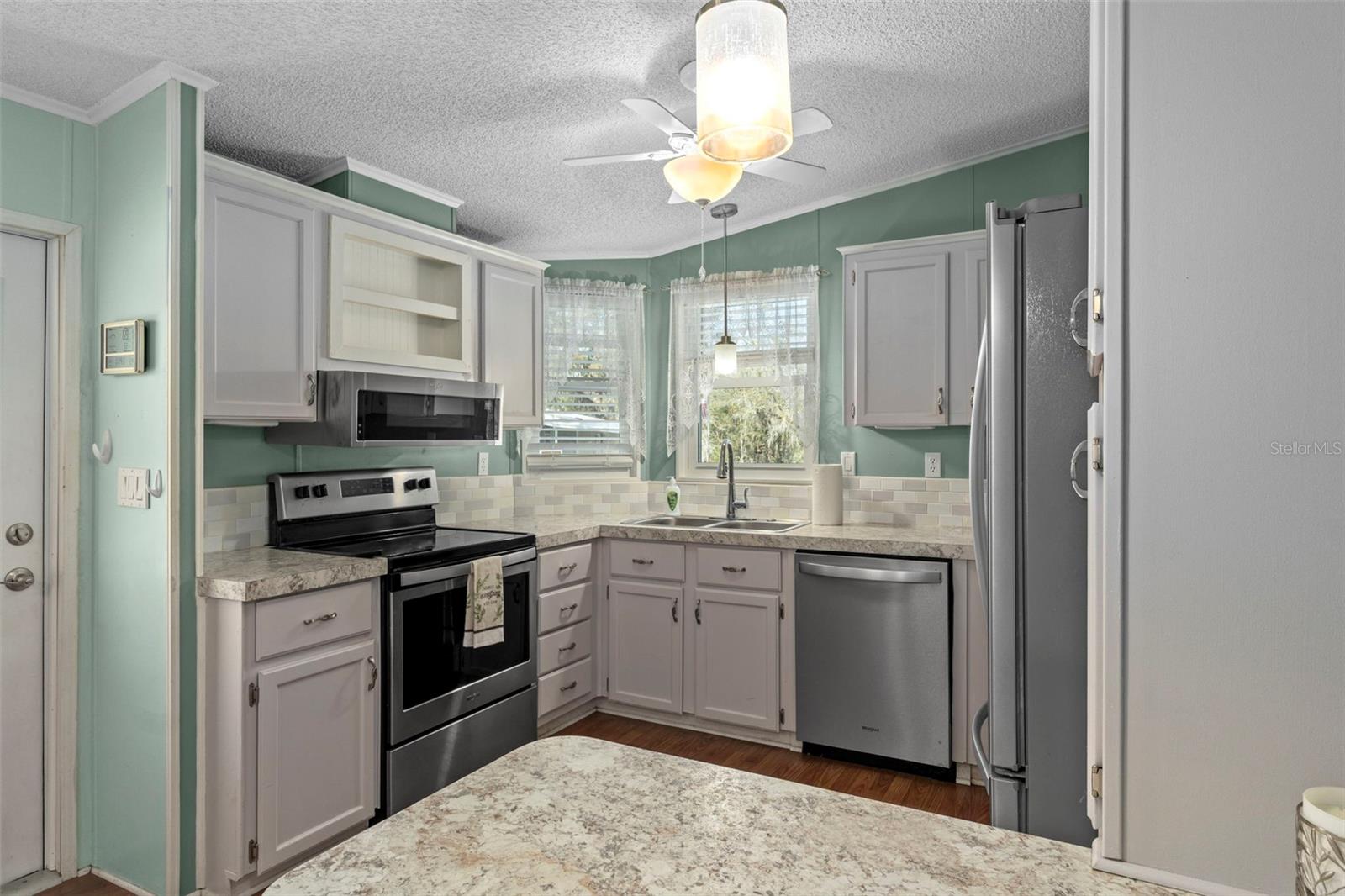 Image 15 of 44 For 2805 Kingswood Circle