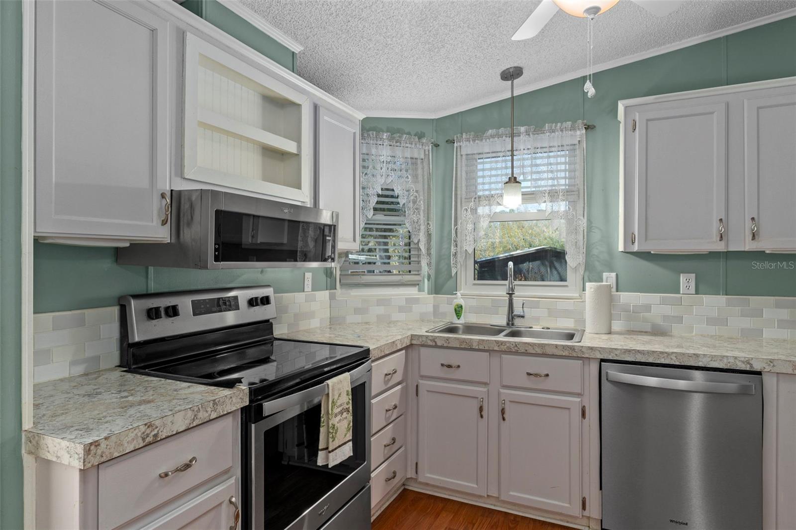 Image 17 of 44 For 2805 Kingswood Circle