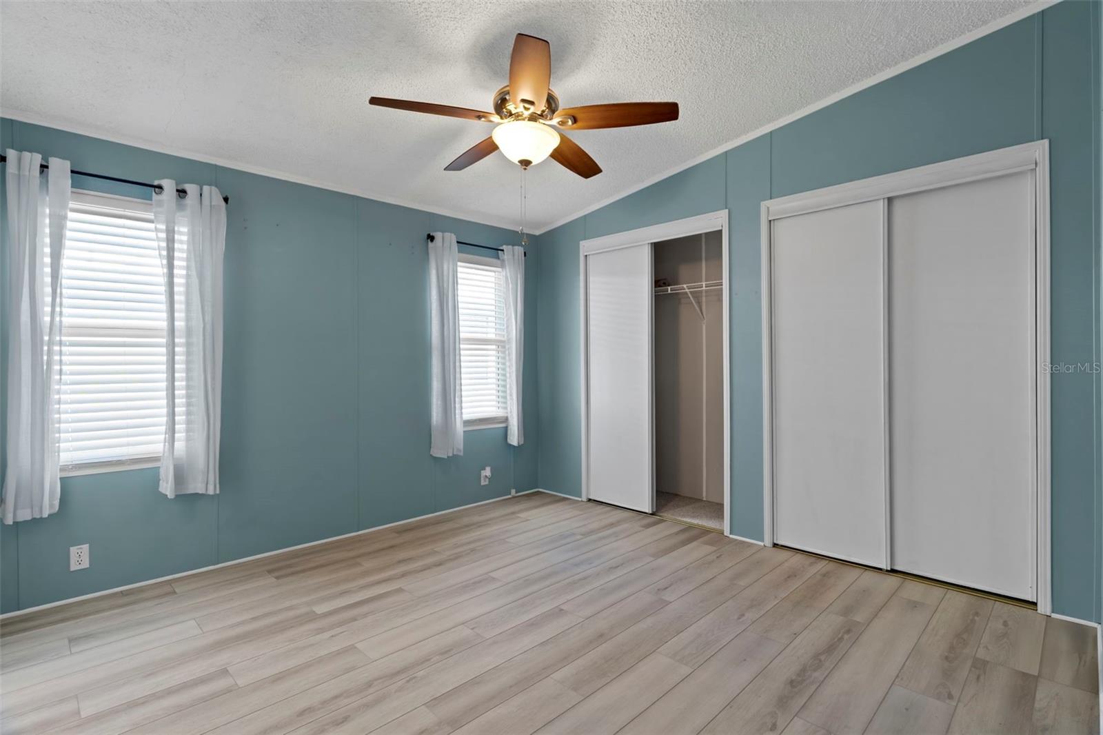 Image 23 of 44 For 2805 Kingswood Circle