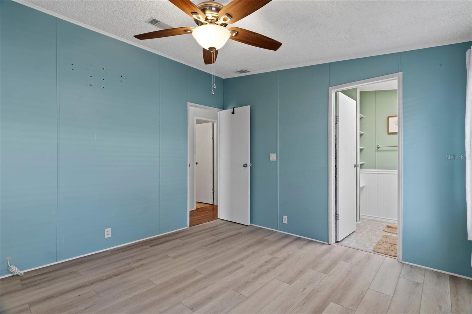 Image 25 of 44 For 2805 Kingswood Circle