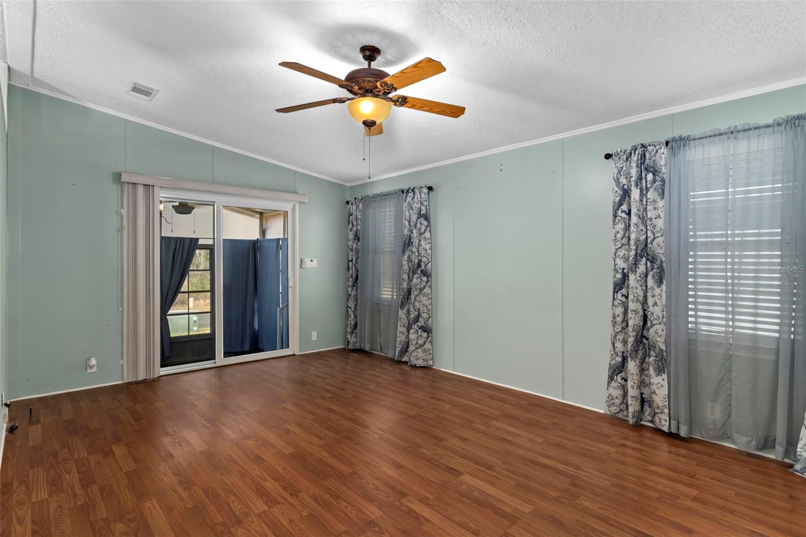 Image 8 of 44 For 2805 Kingswood Circle