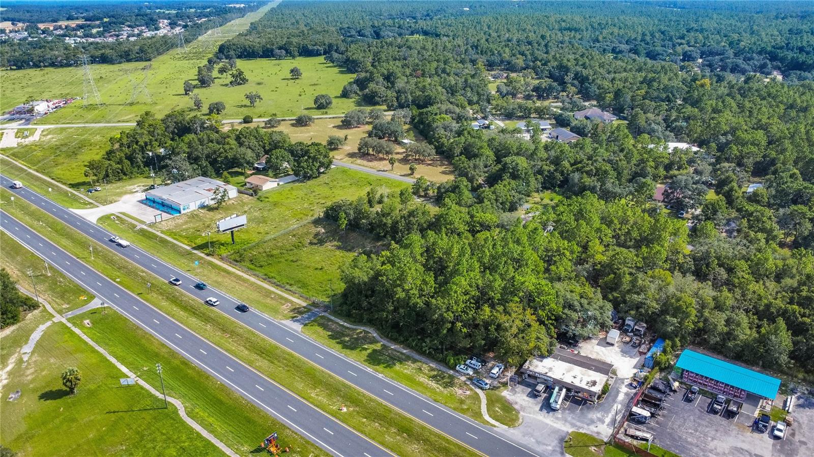 Listing photo id 14 for 4164 Gulf To Lake Highway