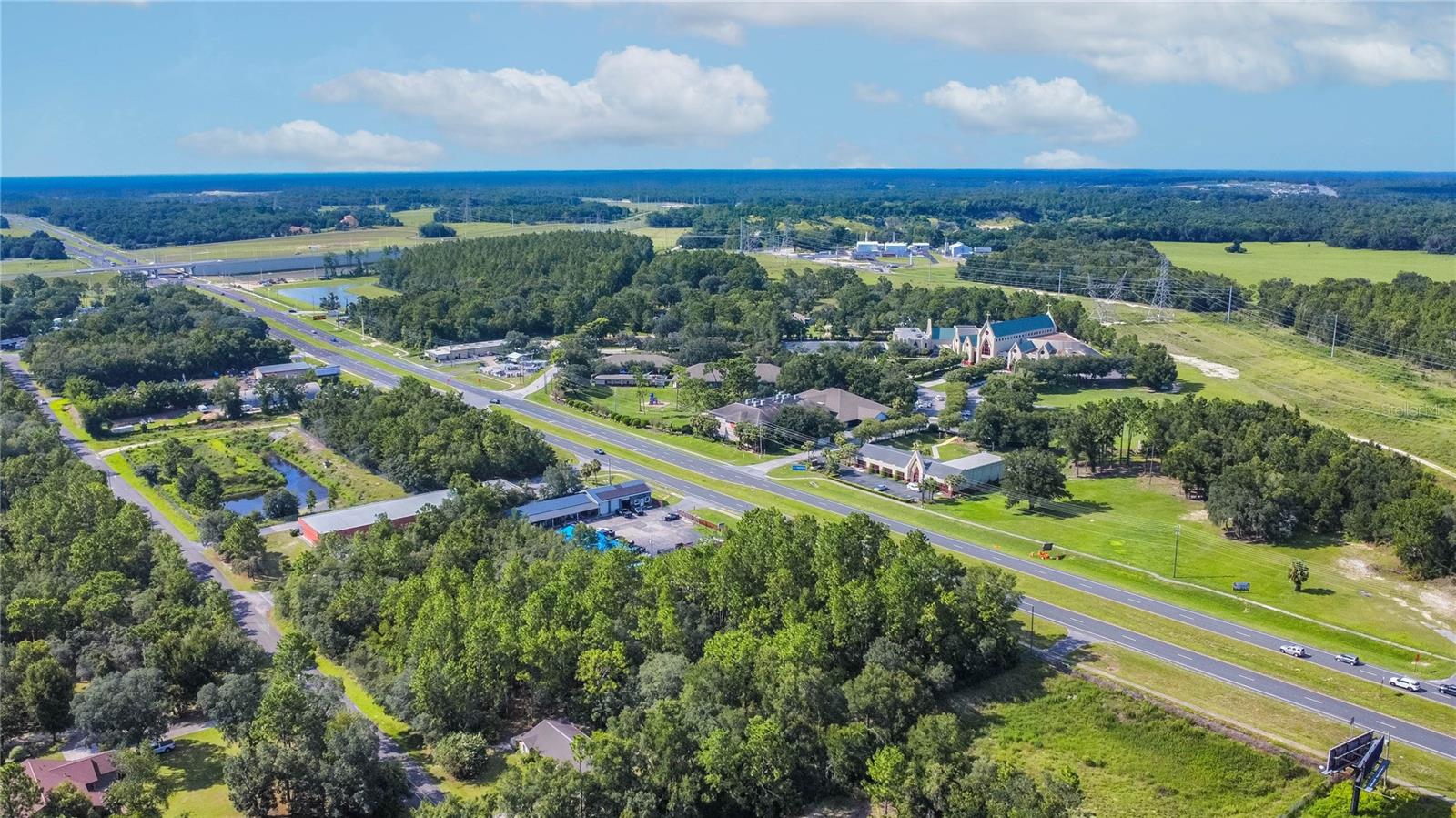 Listing photo id 7 for 4164 Gulf To Lake Highway