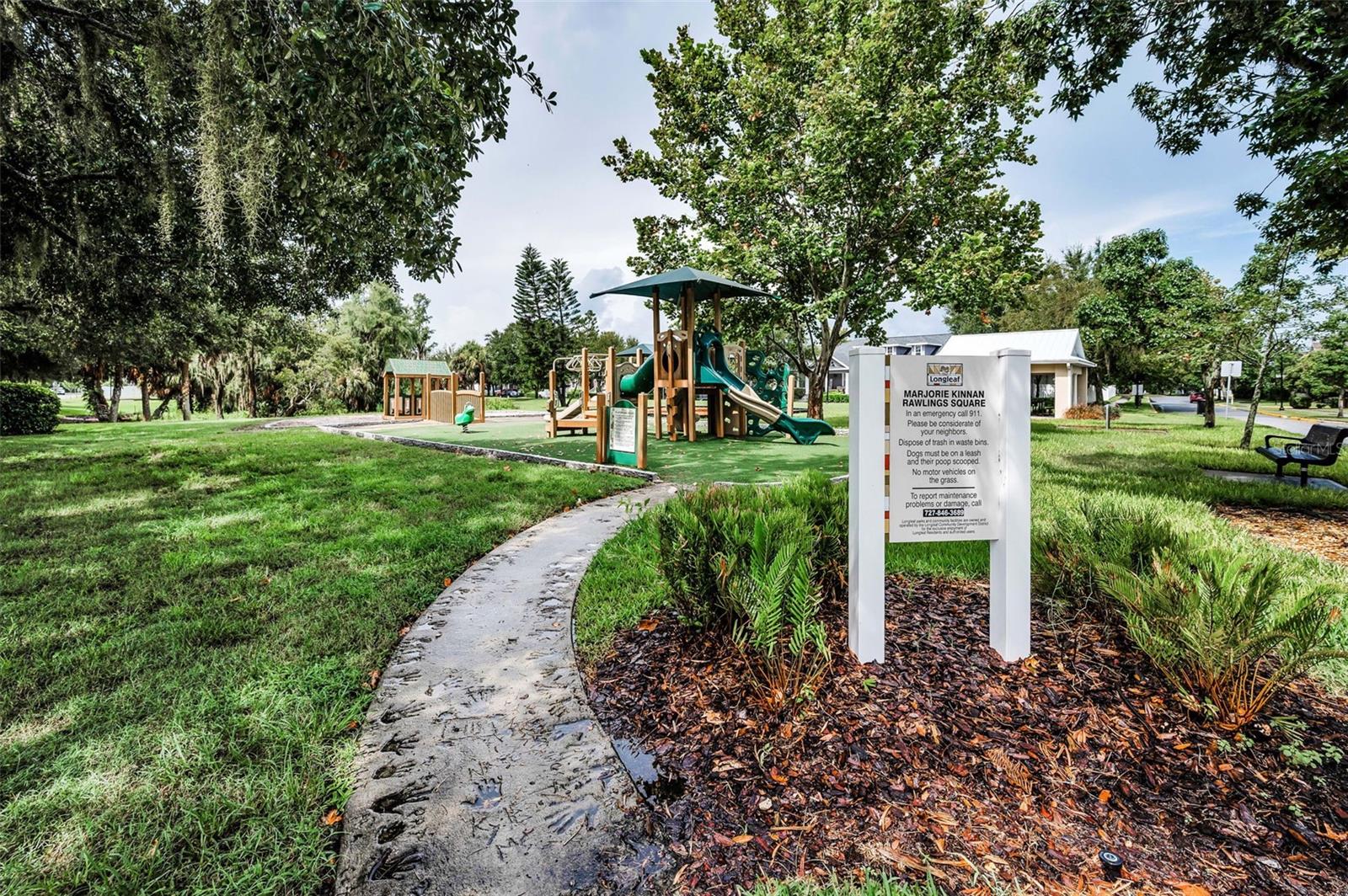 Listing photo id 64 for 4197 Glade Wood Loop