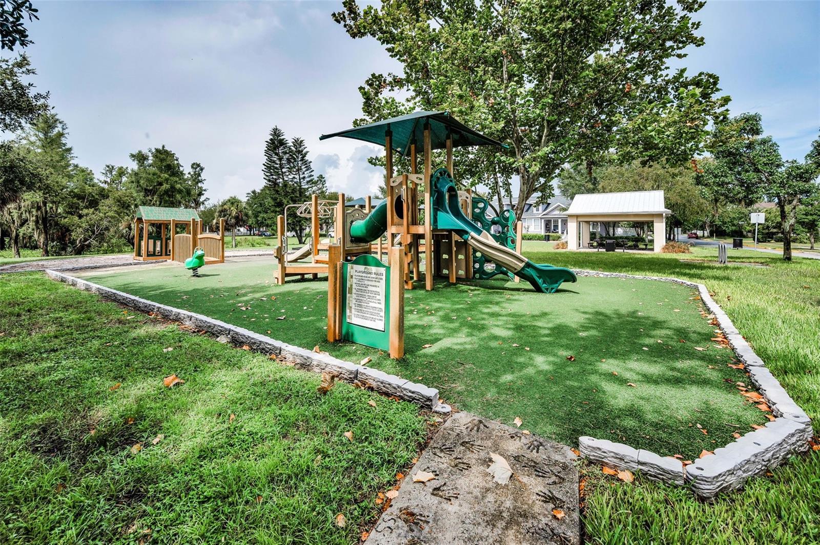 Listing photo id 65 for 4197 Glade Wood Loop