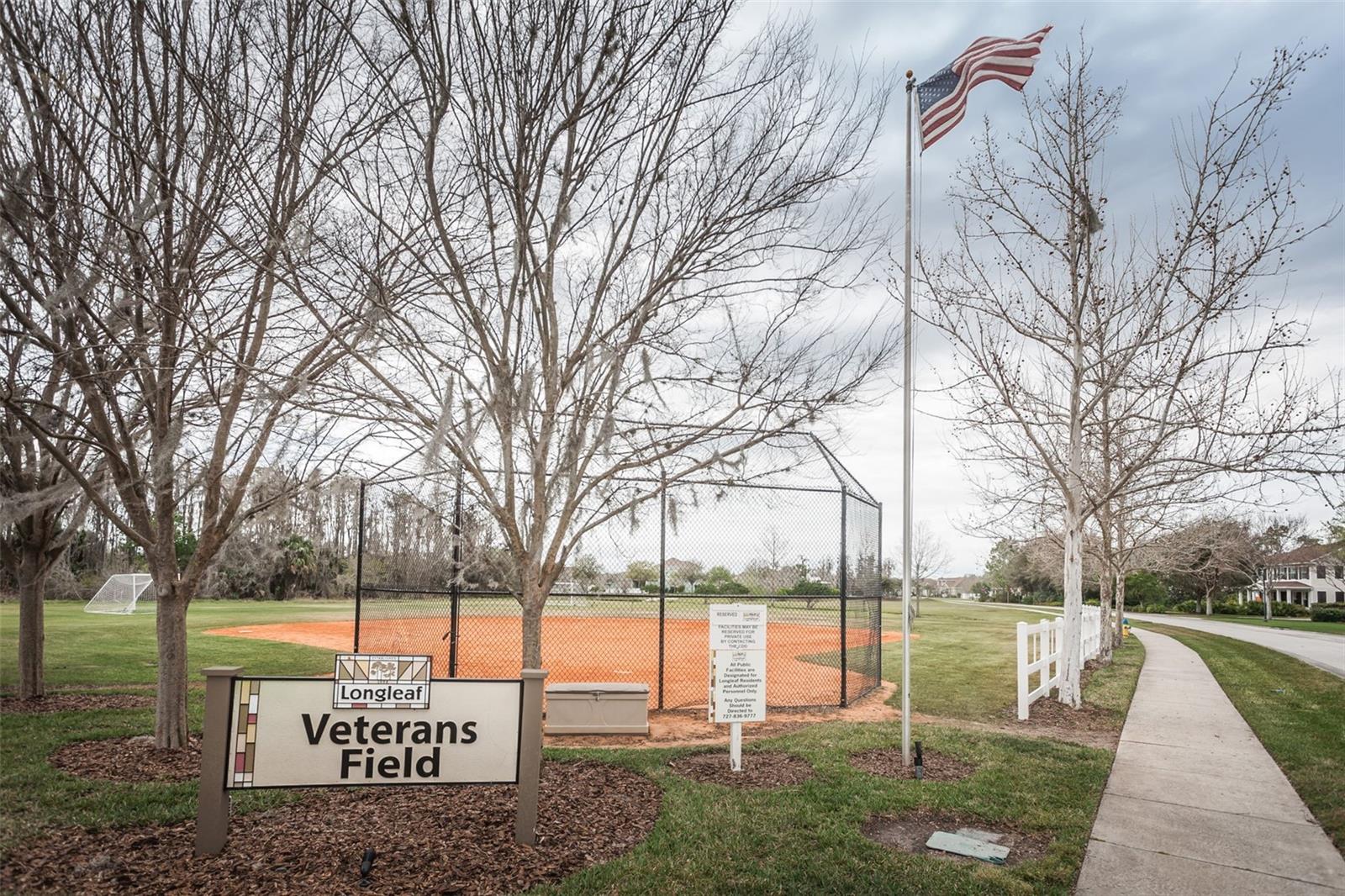 Listing photo id 90 for 4197 Glade Wood Loop