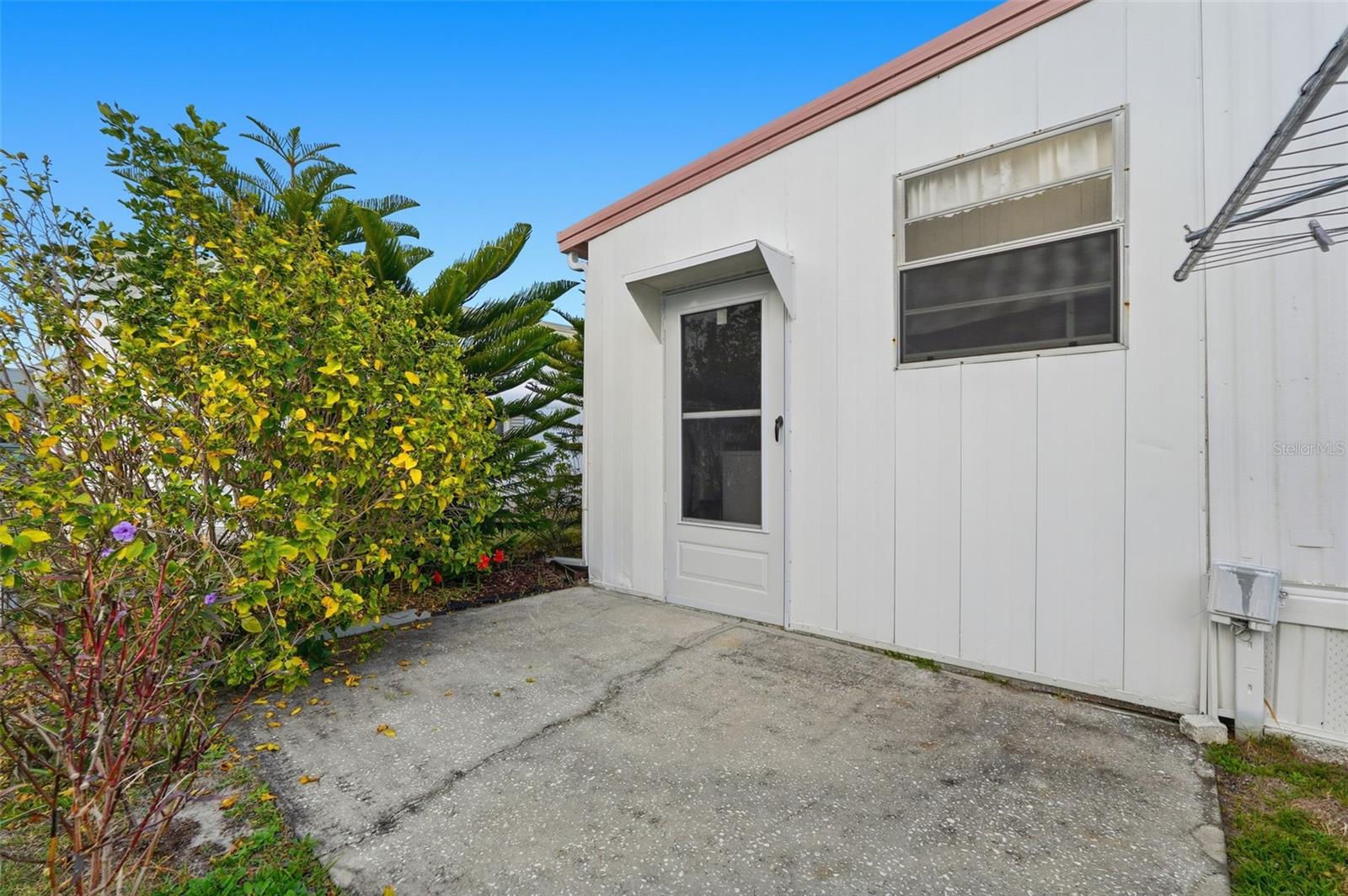 Image 44 of 47 For 2101 Maui Drive