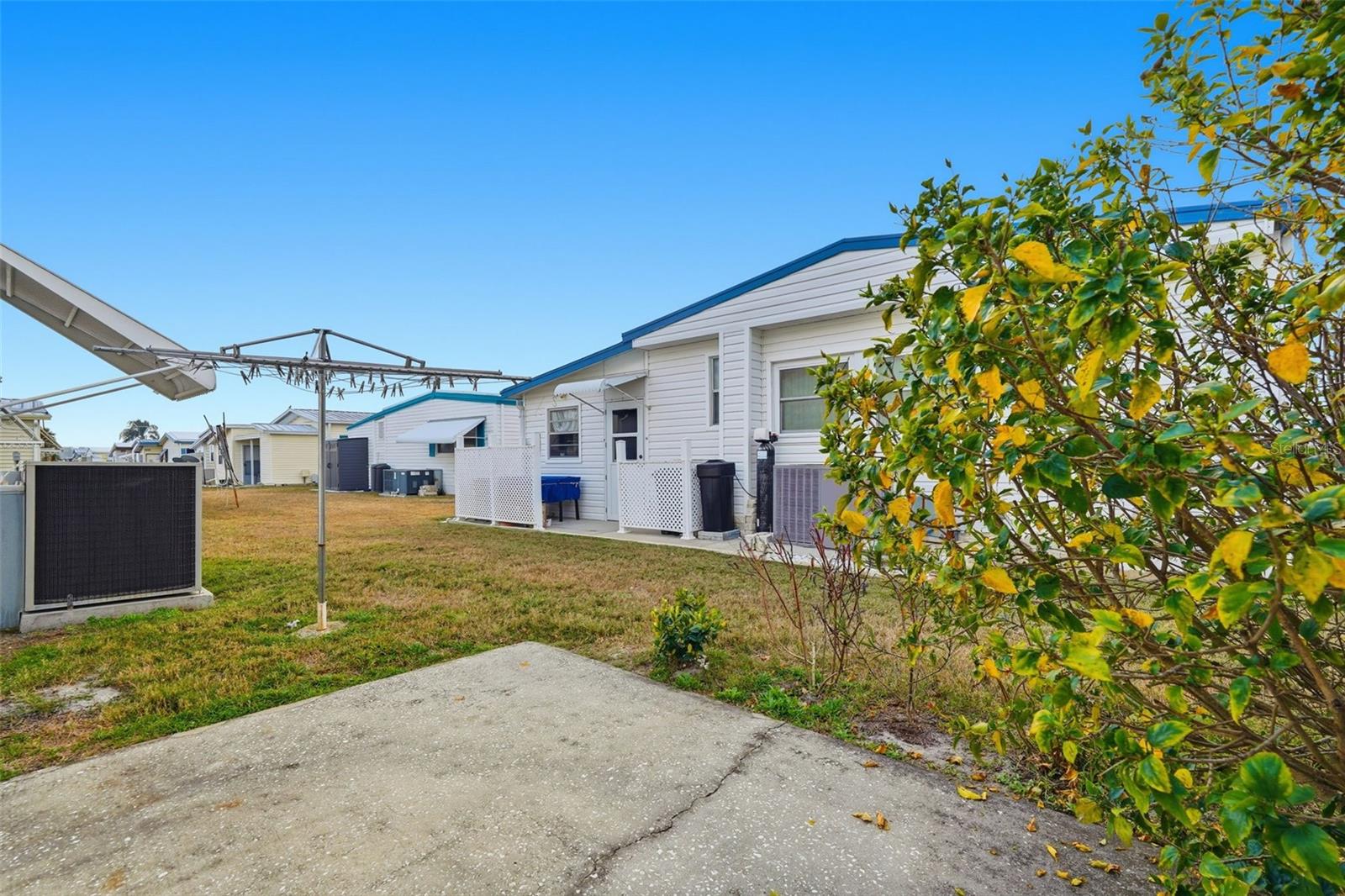 Image 45 of 47 For 2101 Maui Drive