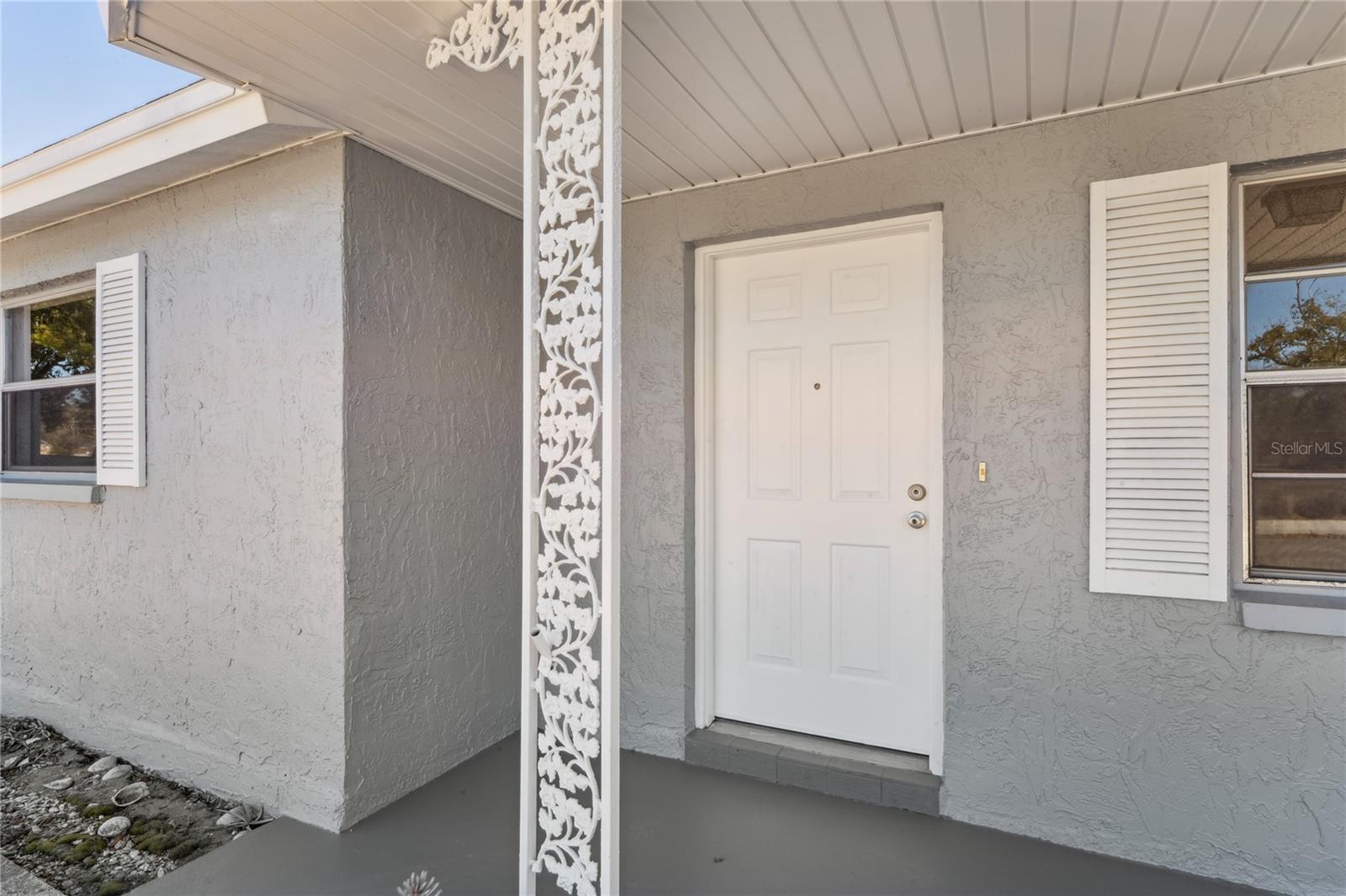 Listing photo id 1 for 7704 Christina Lane