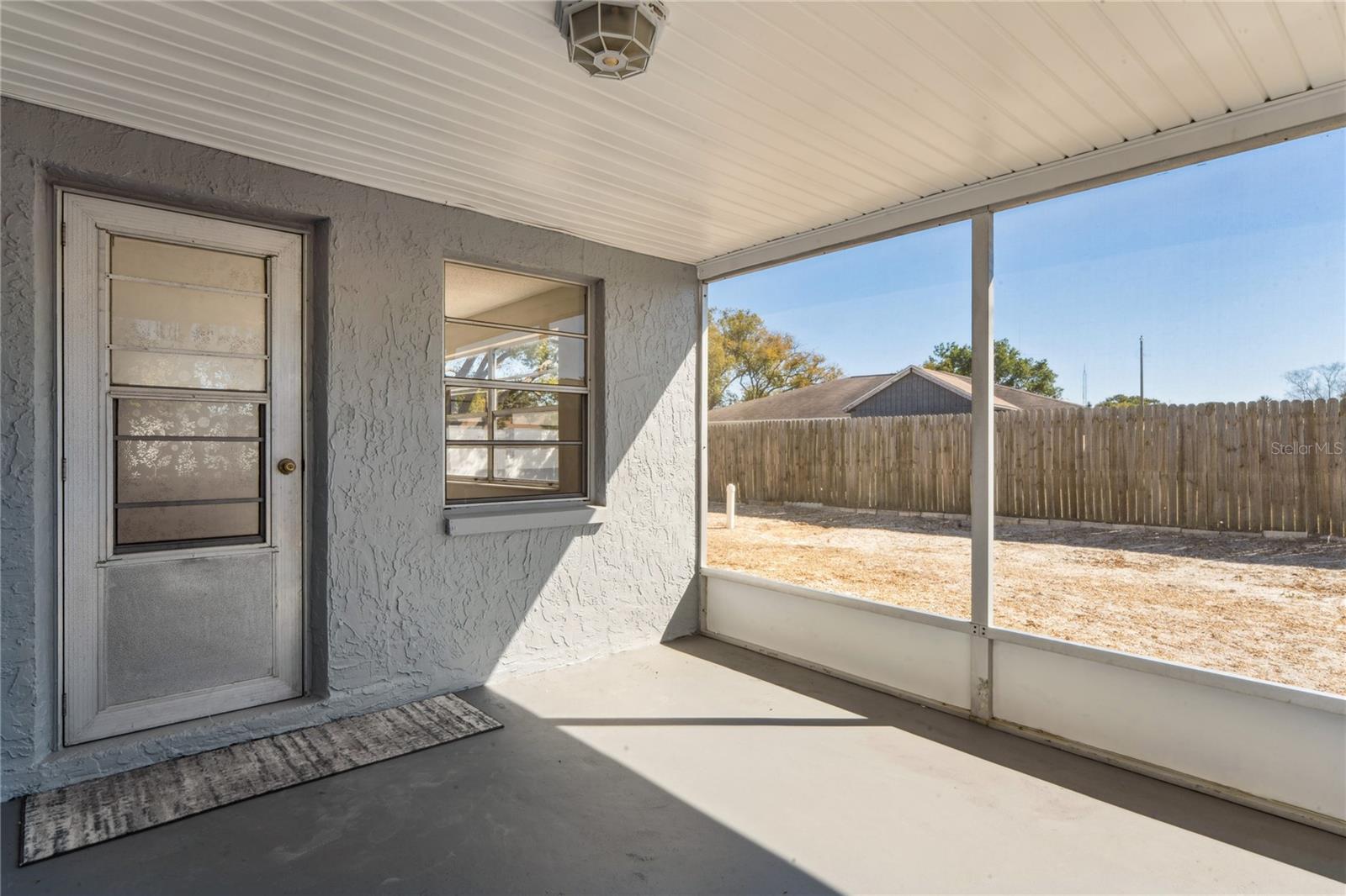 Listing photo id 31 for 7704 Christina Lane