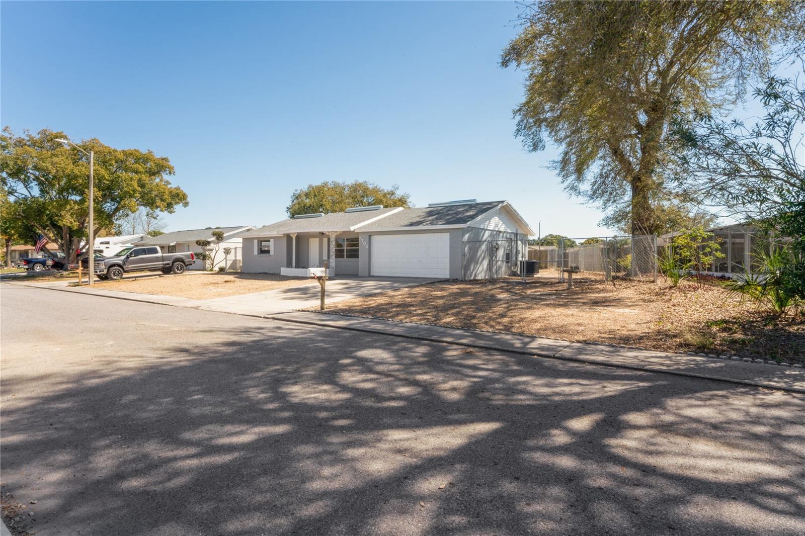 Listing photo id 40 for 7704 Christina Lane