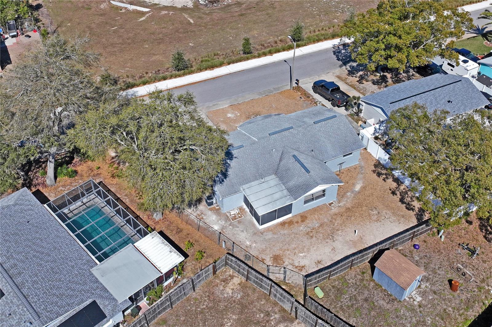 Listing photo id 53 for 7704 Christina Lane