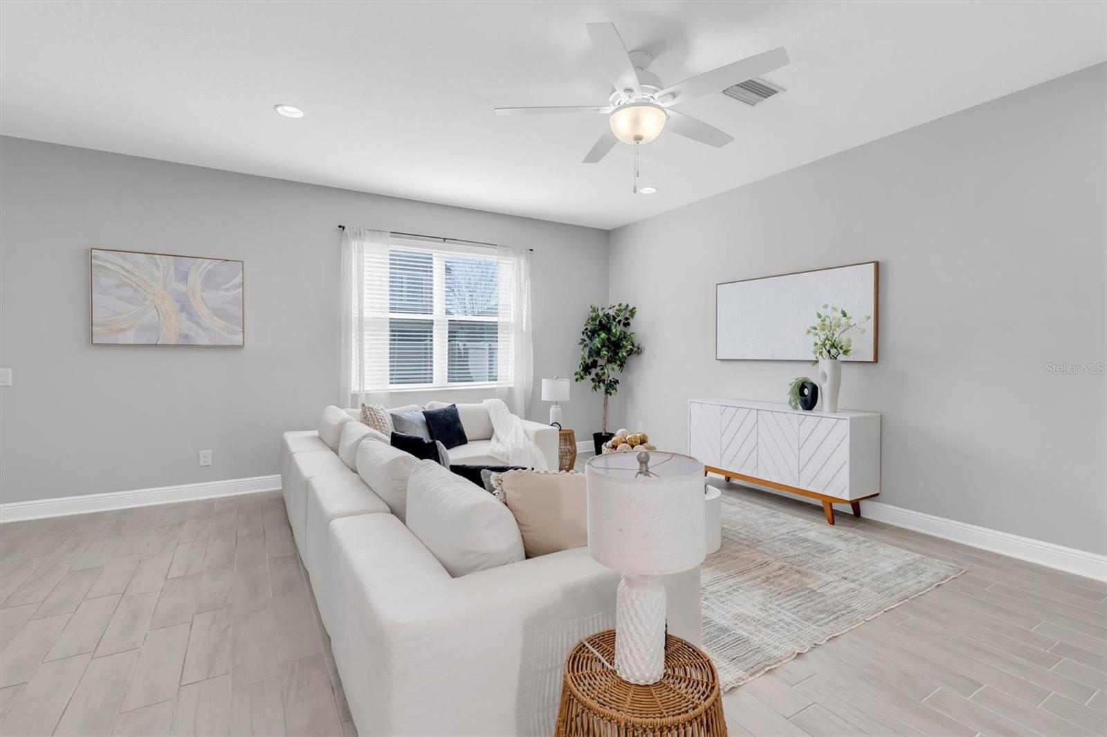 Image 14 of 55 For 12336 Tibbetts Street