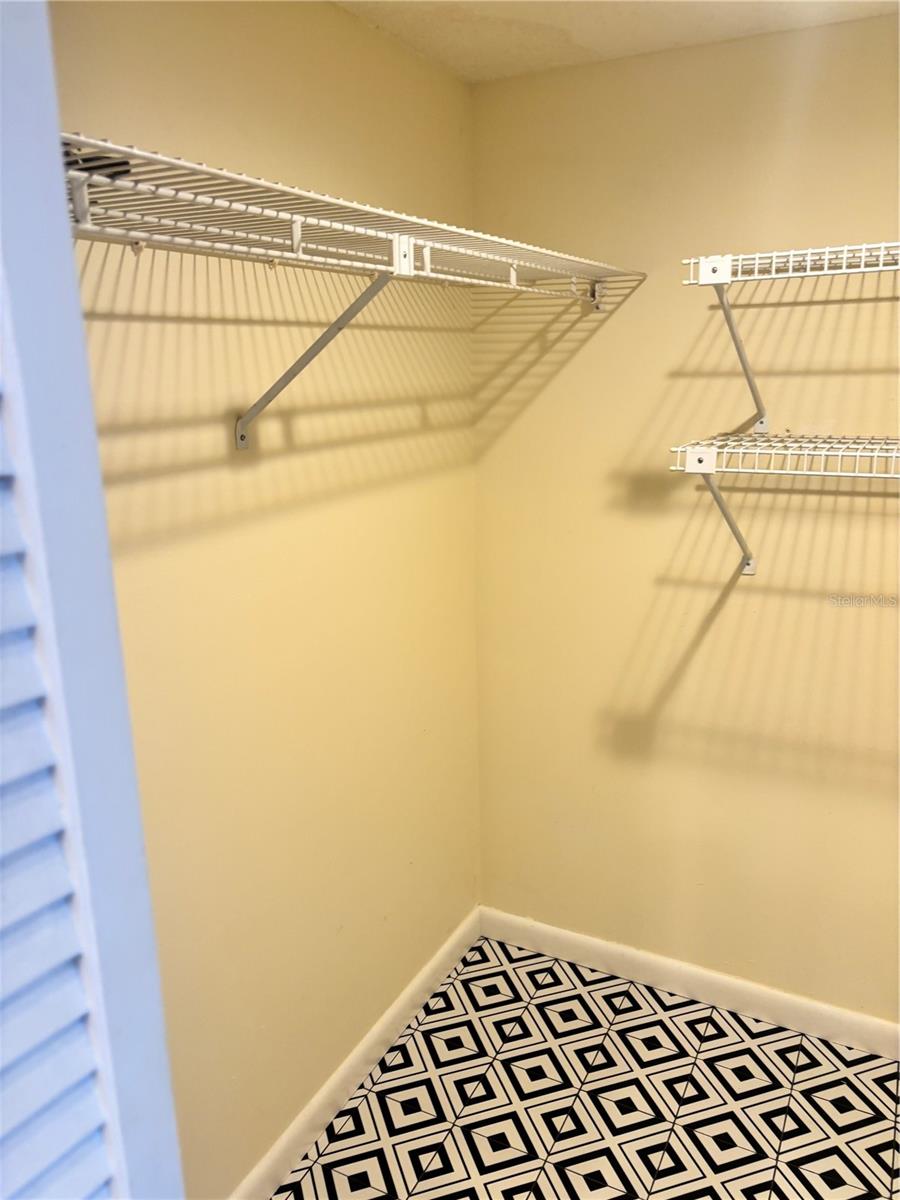 Image 19 of 26 For 1934 Golfview Drive 1934