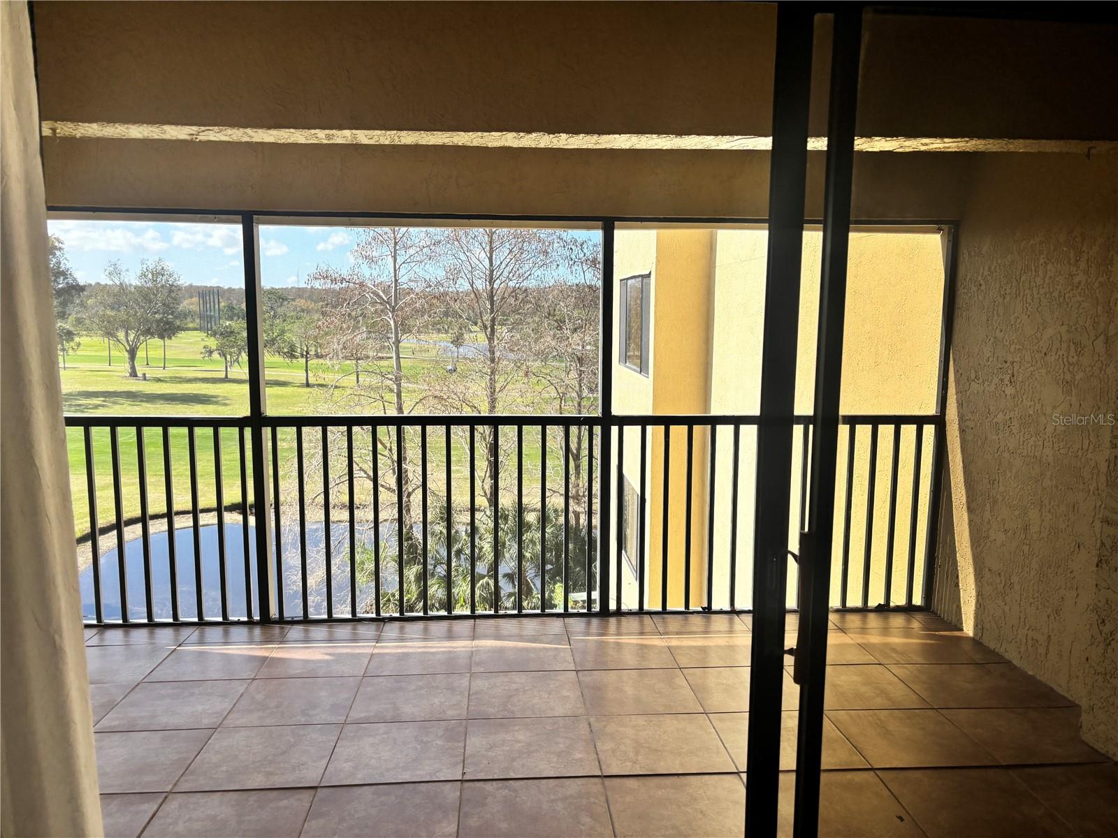 Image 21 of 26 For 1934 Golfview Drive 1934