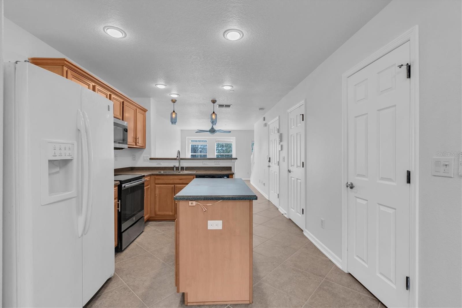 Image 10 of 41 For 545 Vincinda Crest Way