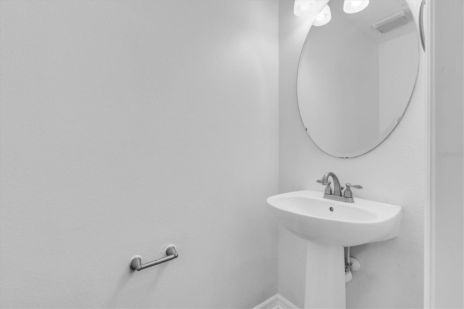 Image 18 of 41 For 545 Vincinda Crest Way