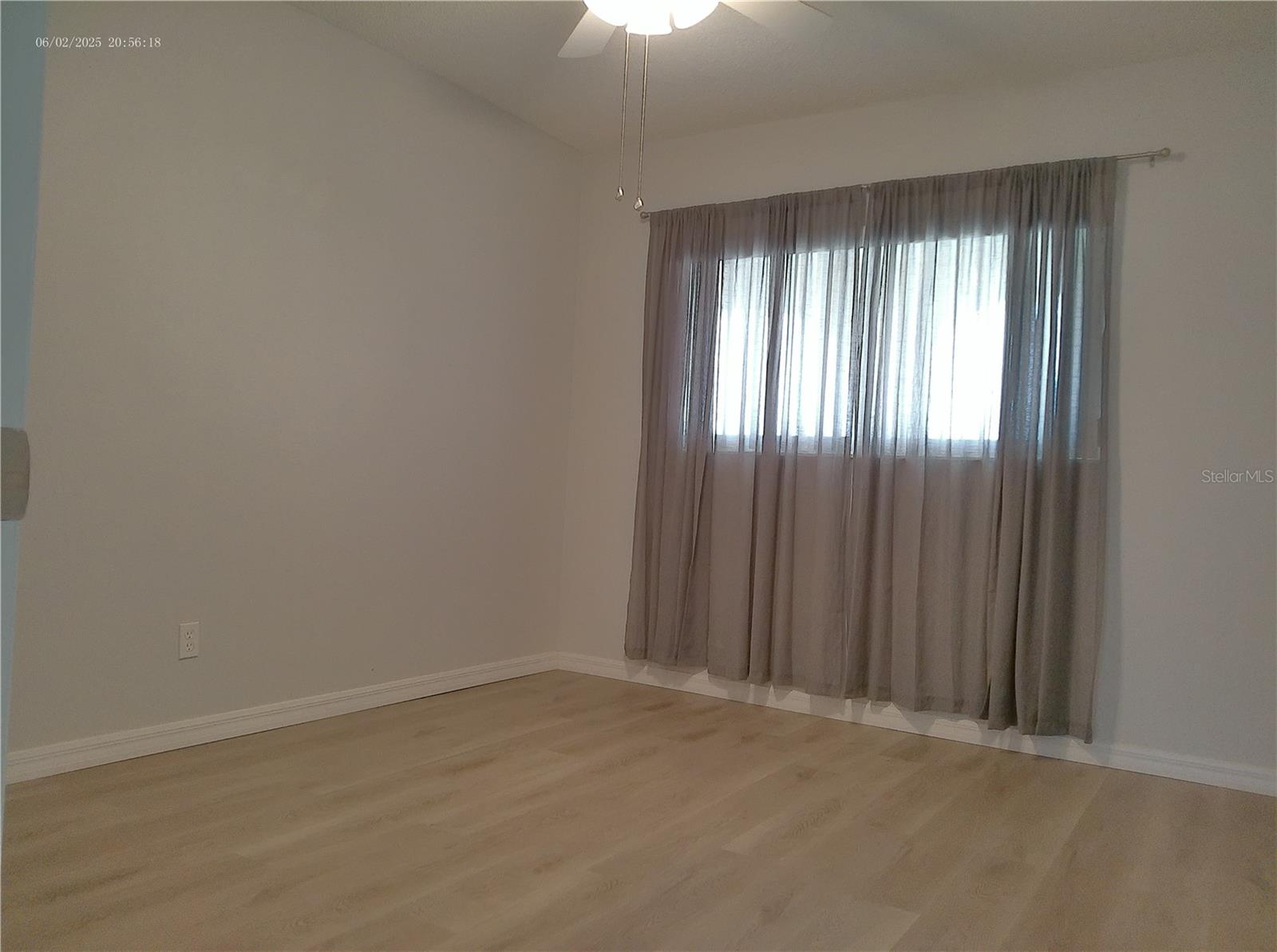 Image 27 of 59 For 2320 Brisbane Street 52